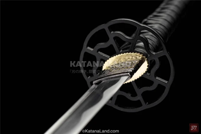 Elegant Green Samurai Sword with Traditional Features