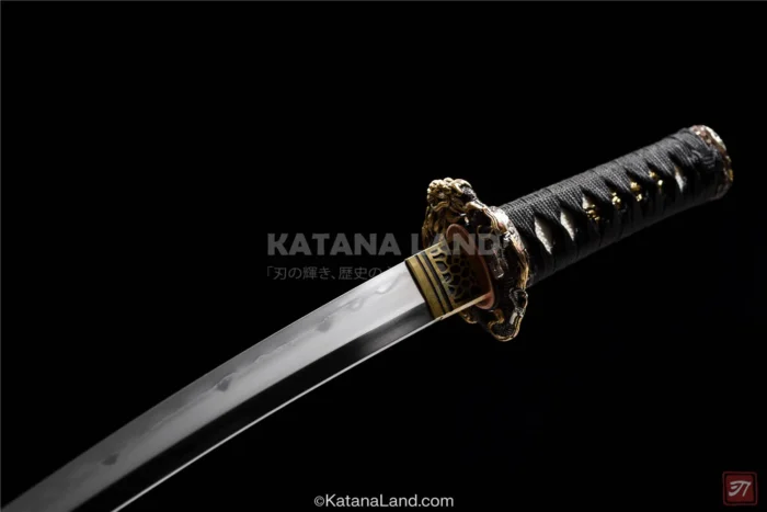 High-performance Seiryū katana with unique blade