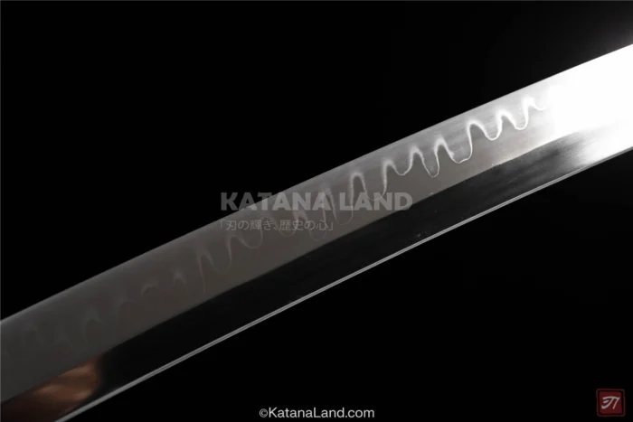 Stunning red blade katana with traditional Hamon