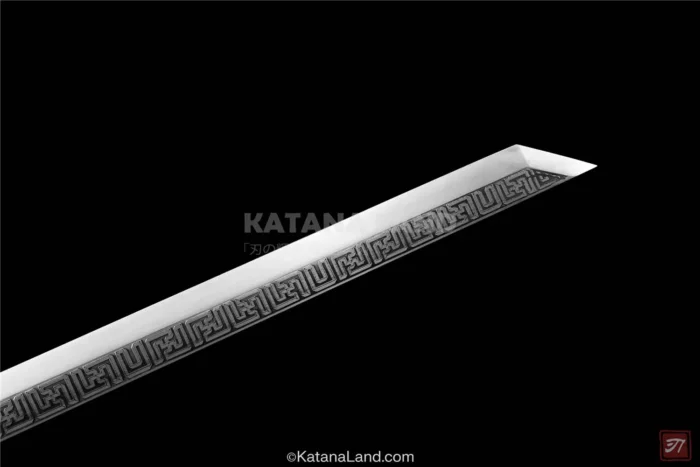 Manganese blade katana for superior performance