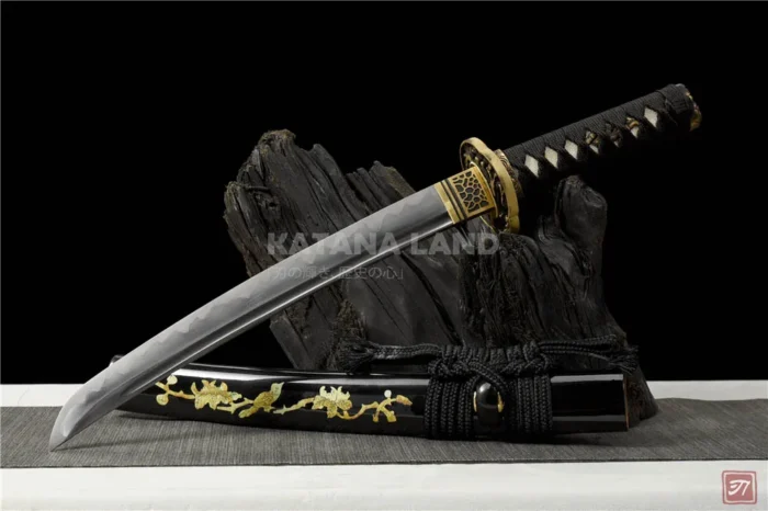 Black Hamon samurai katana