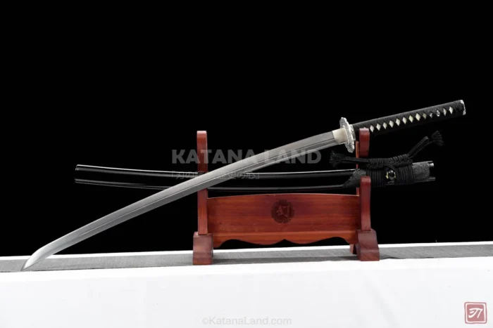 Damascus steel katana swords with Hamon
