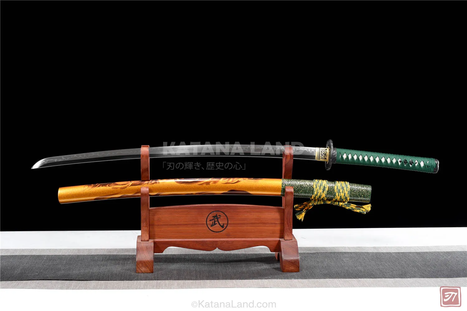 Bronze color samurai katana with Hamon