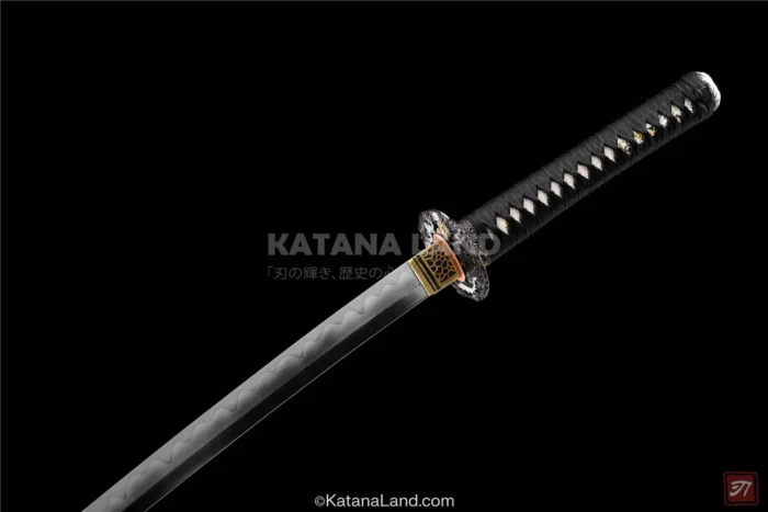 Hamon pattern on Ryuu no Yama sword