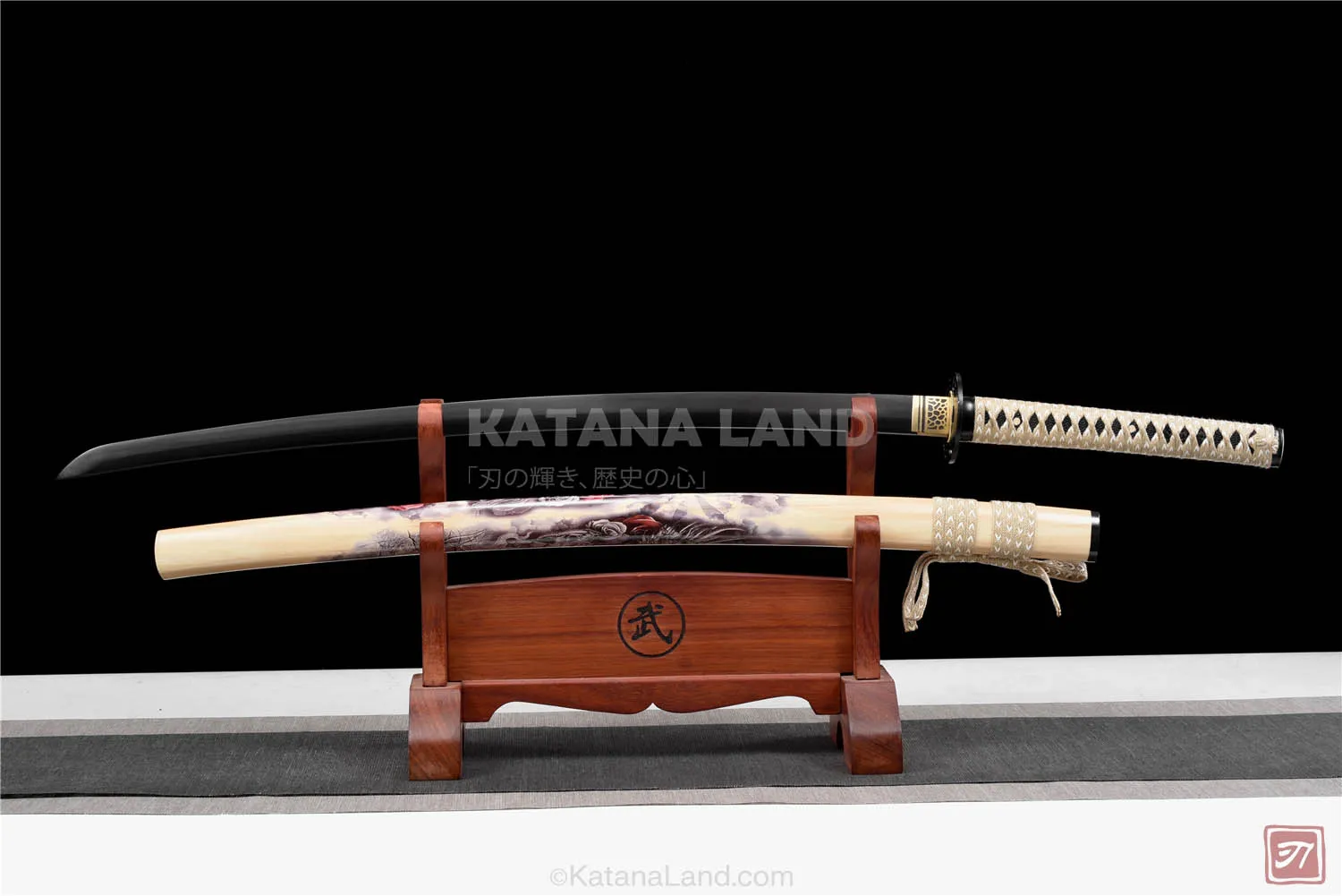 Yellow Kuro Ryuu Katana for Samurai Enthusiasts