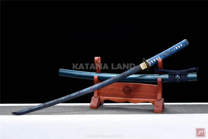 Exquisite Damascus steel katana for collectors