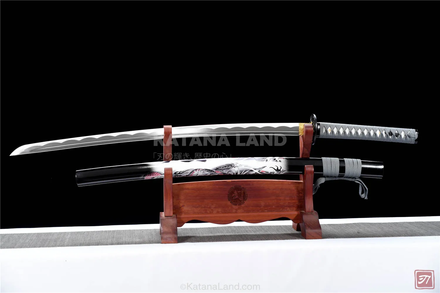 Gray Samurai Katana with BO-HI Feature