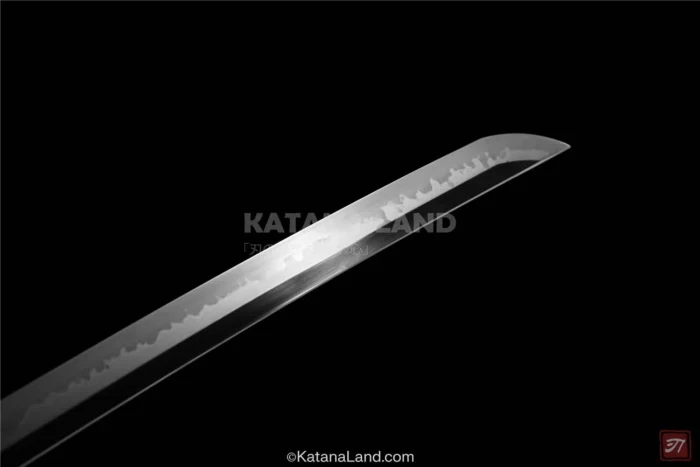 Traditional red katana with T10 steel