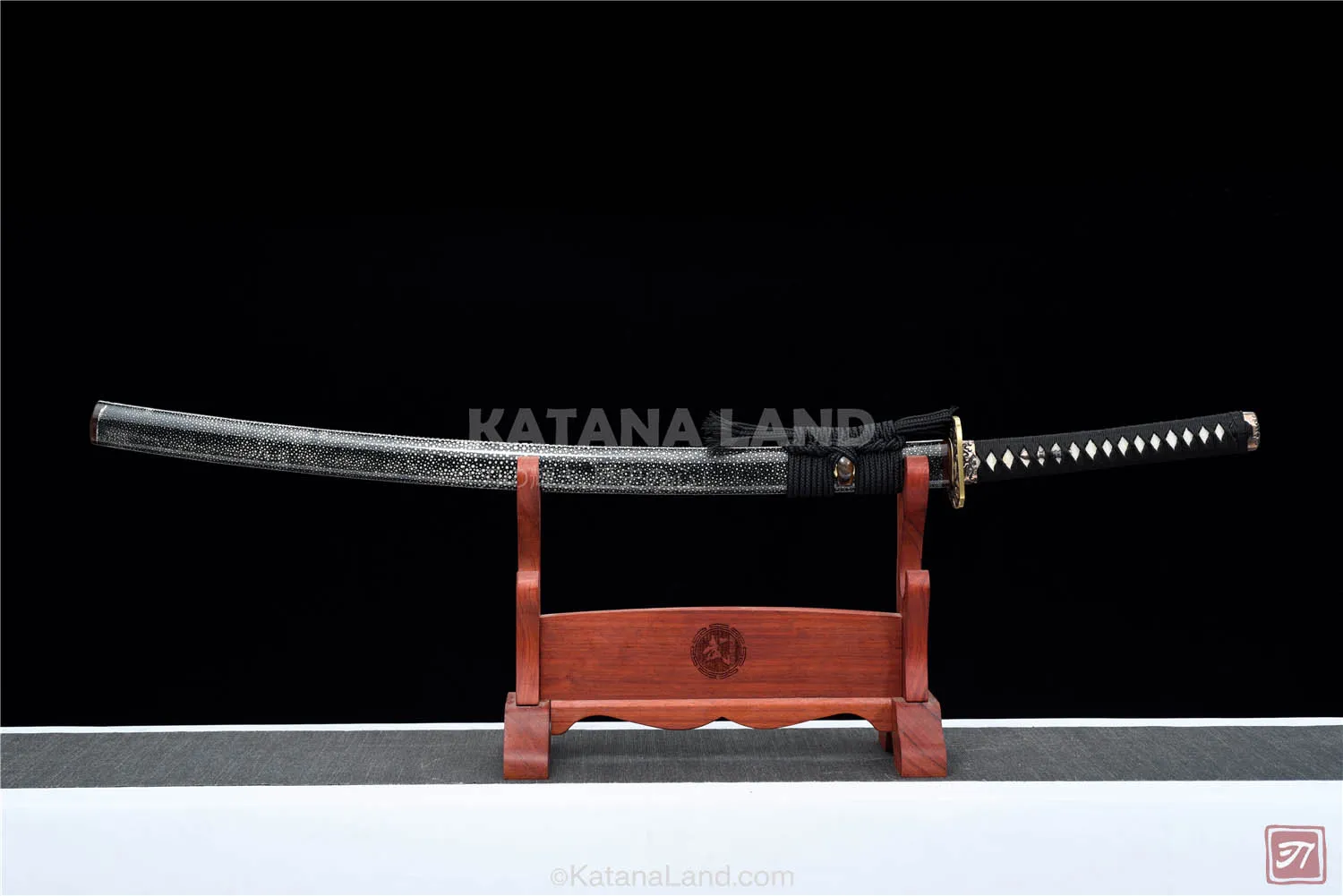 Yoroshika Blade Katana with Damascus steel blade