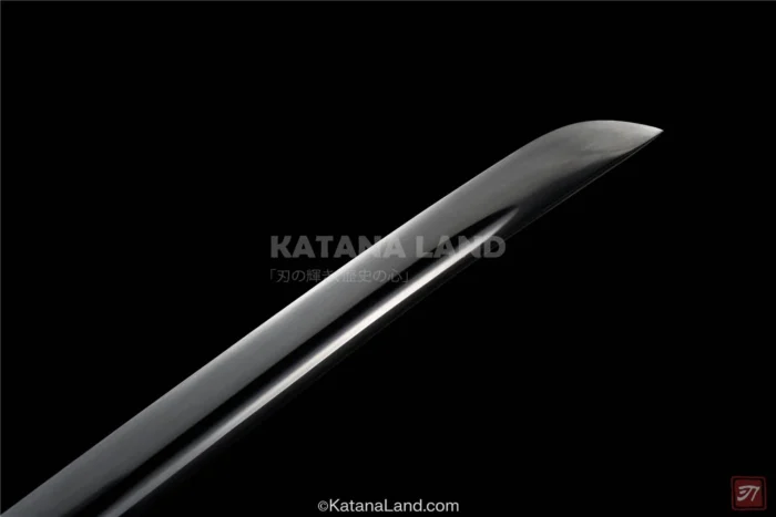 Kiri no Tachi: green katana with traditional BO-HI