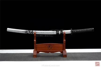 Kage no Kōgeki katana with medium carbon steel blade