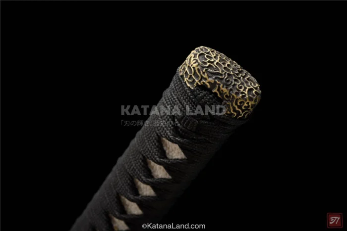 Sakura No Tetsuzan sword features