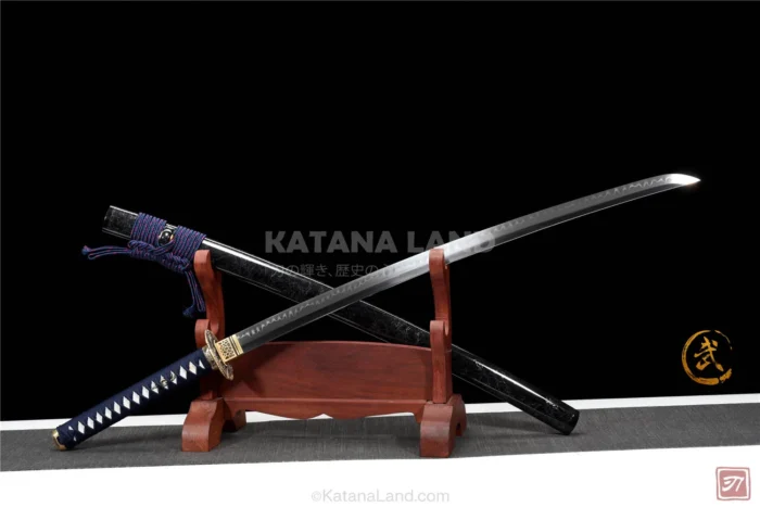 Elegant black katana with Hamon finish