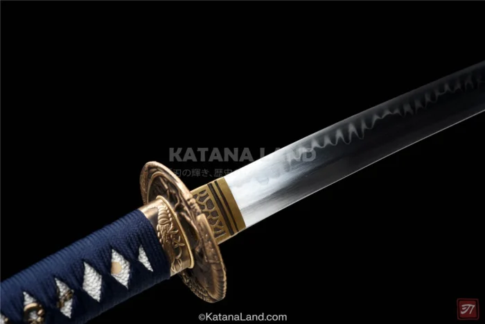 Unique Hamon pattern on Tachi no Kaze