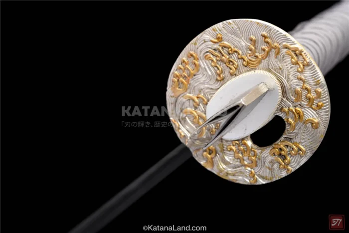 Premium Katana swords with Hamon