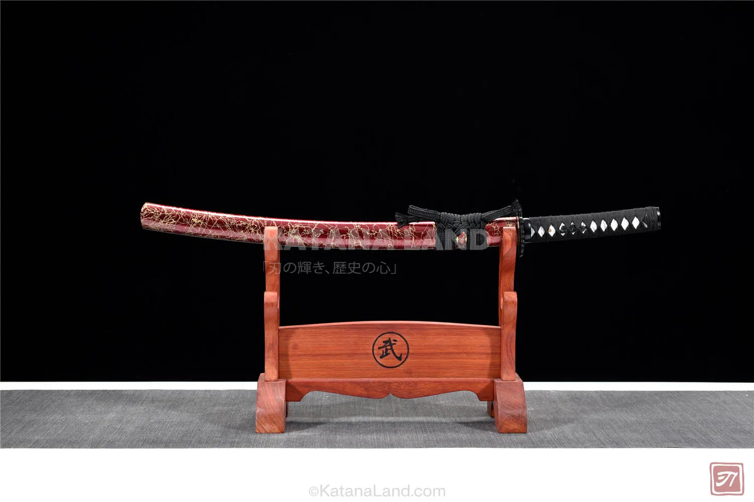 Crimson Kunoichi Katana with T10 Steel Blade