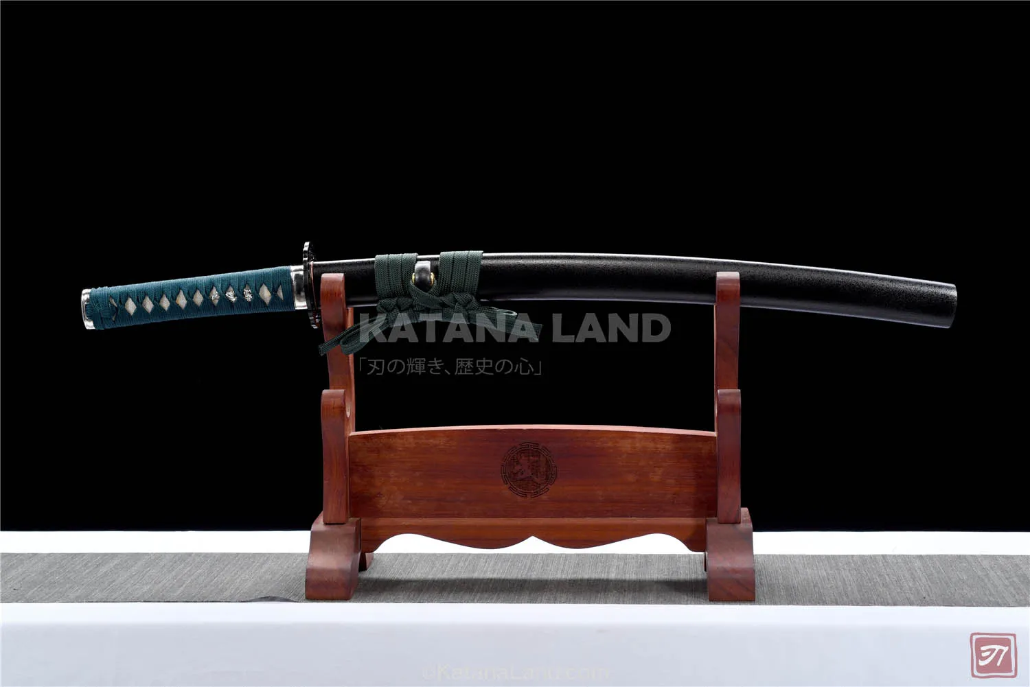 Emerald Empress Katana with High Carbon Steel Blade