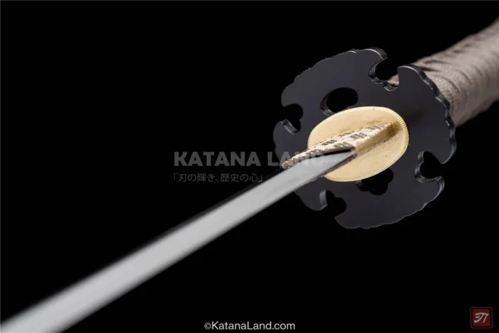 Handcrafted Samurai Katana with Distinctive Hamon