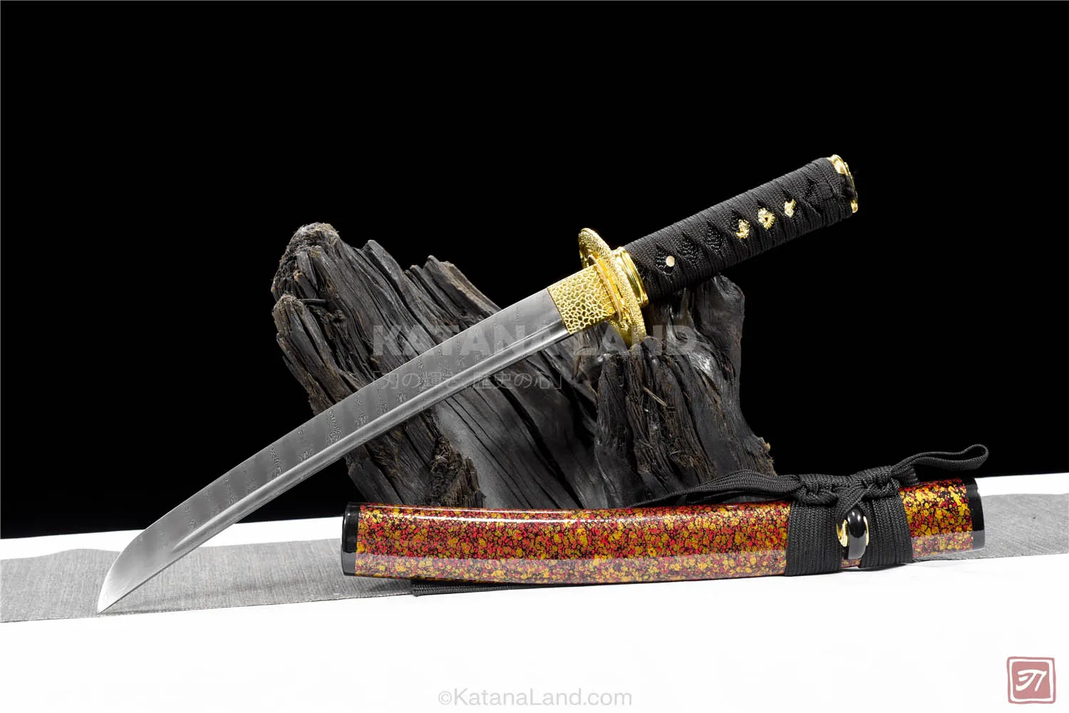 Bronze-colored samurai katana featuring BO-HI