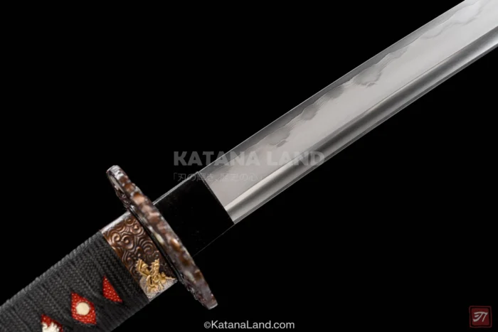 High-quality samurai katana with BO-HI detail