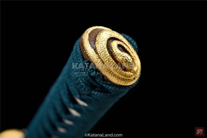 Versatile Tora-Habu katana for enthusiasts