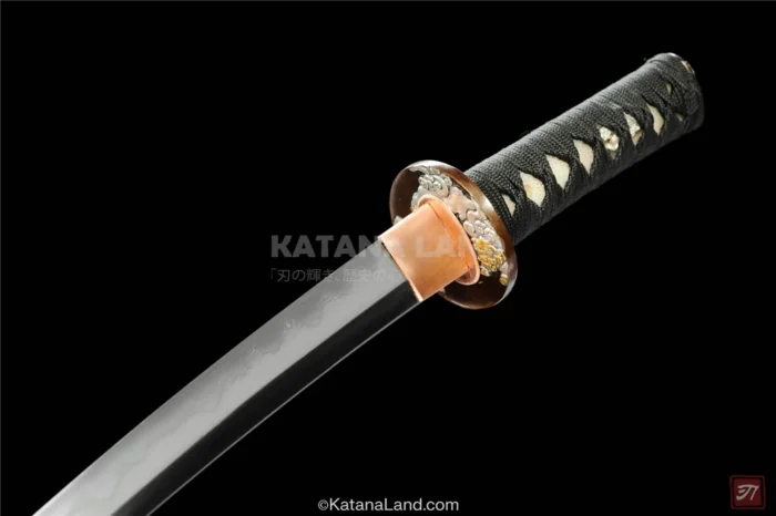 Elegant design Shishi Kiri Tanto sword