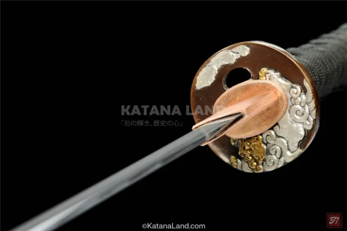 Red blade Shishi Kiri Tanto katana