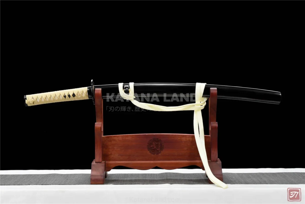 The Tenshi no Tachi samurai katana with T10 steel blade