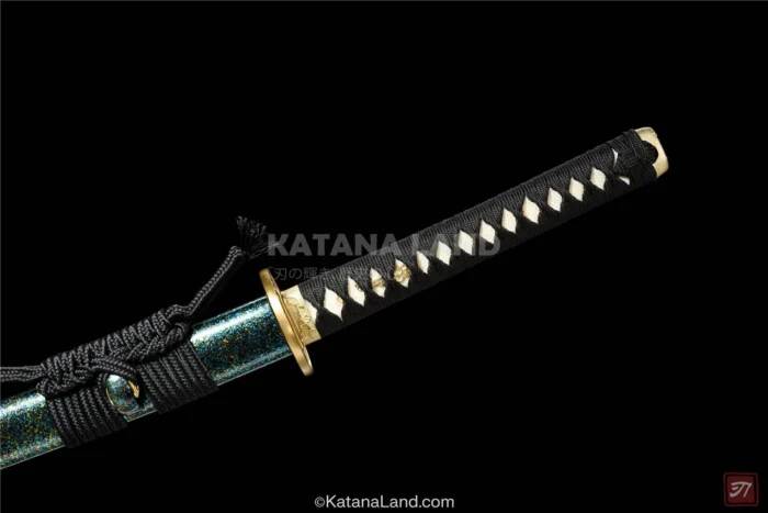 Exquisite samurai katana with BO-HI detailing