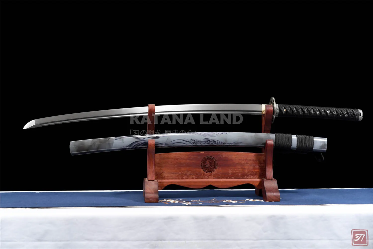 Gray Samurai Katana with BO-HI