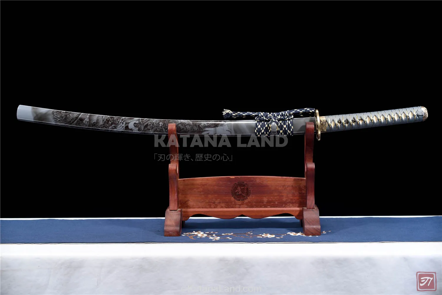 Shibetsu No Shinken katana with T10 steel blade