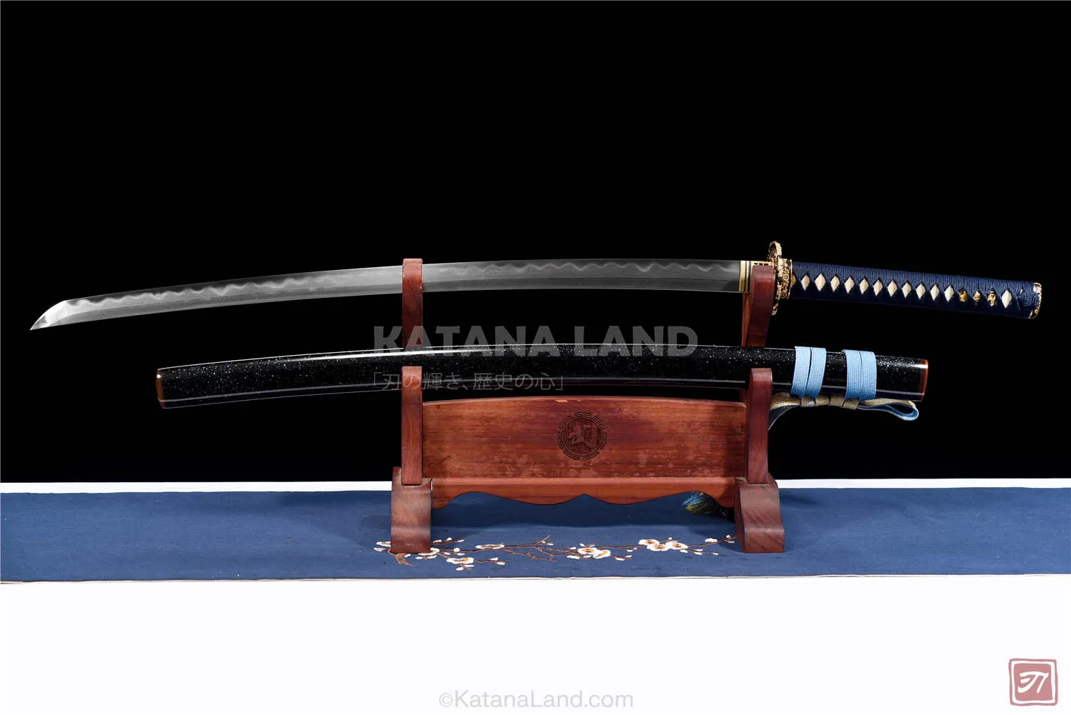 Black katana sword featuring unique Hamon