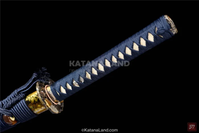 Yoru no Hoshi katana, a blend of tradition and elegance