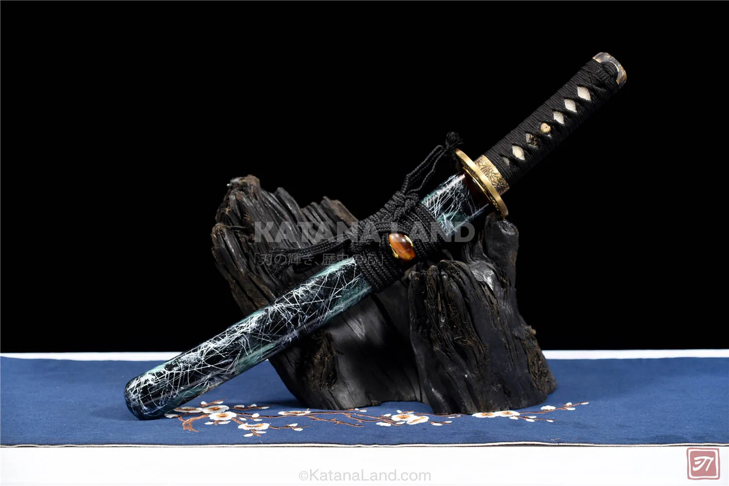 Shobu no Ken Katana with Damascus steel blade