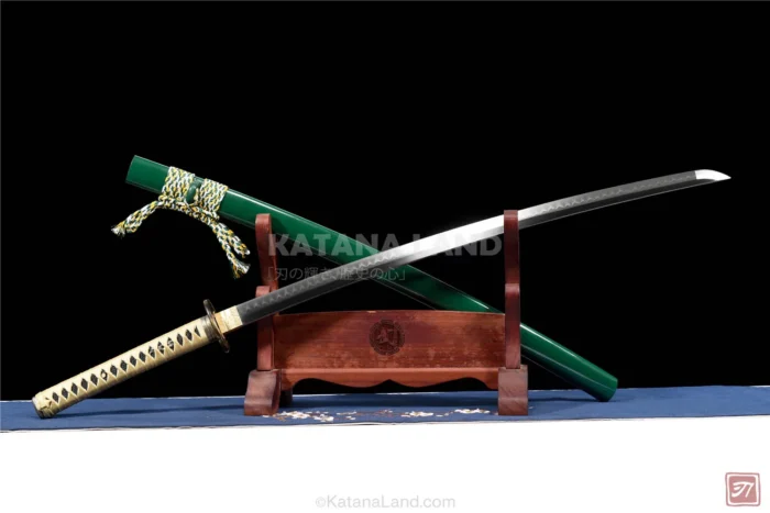 Emerald Katana design with traditional Hamon