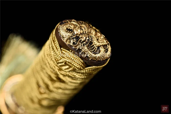 Decorative gold Ryū no Shōkan katana for enthusiasts