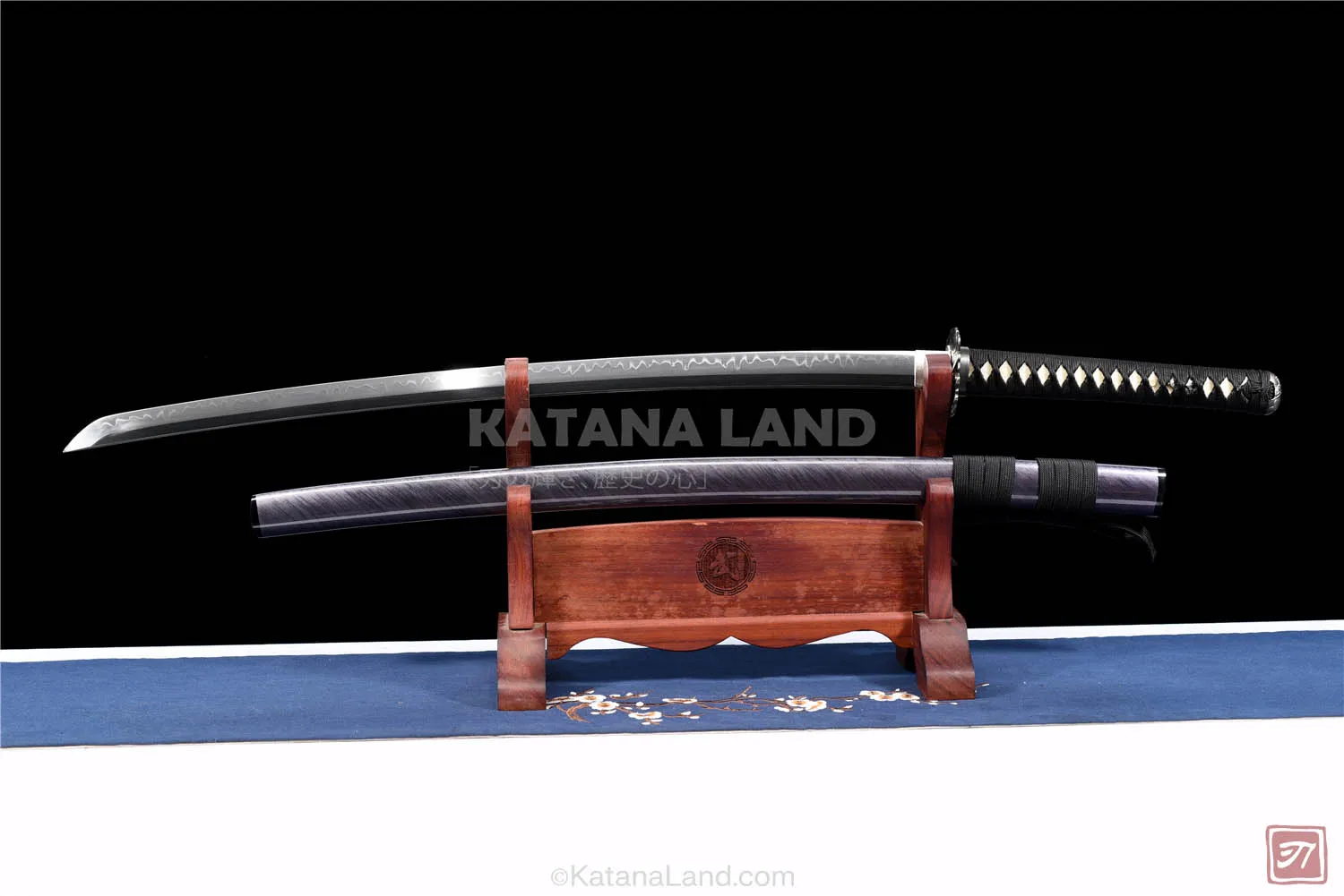 Gray Hamon Samurai Katana