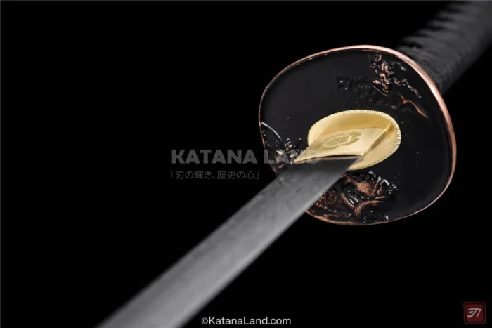 Unique Hamon design on Mokushin Blade katana