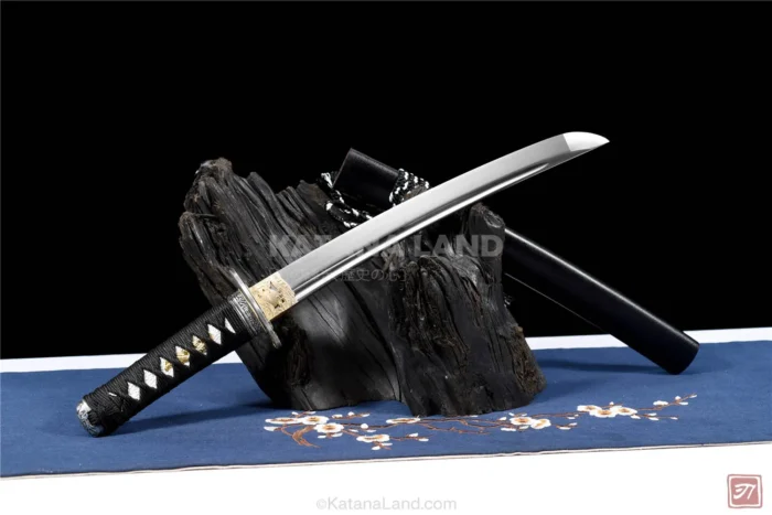 Elegant Black Kuro Samurai Katana
