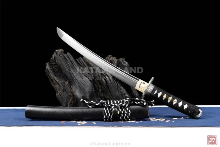 Manganese Steel Kuro Samurai Tanto Sword