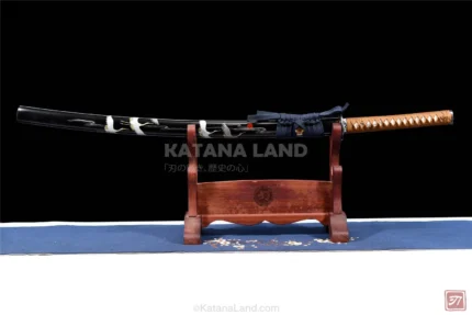 Seiryū Tachi katana with T10 steel blade