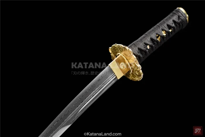 Red-bladed katana for martial arts enthusiasts