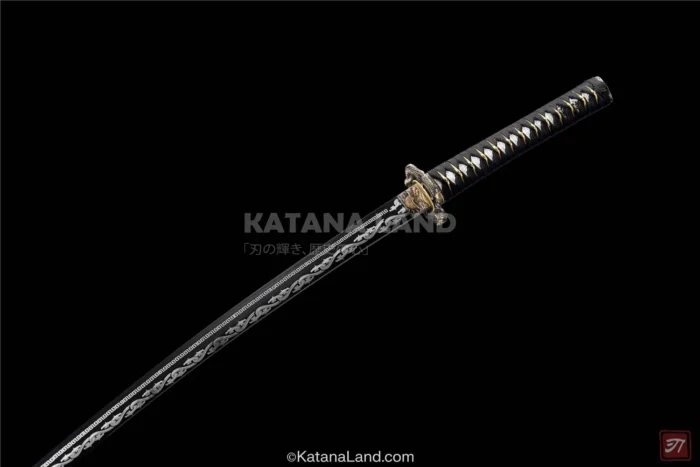 Traditional Kuro Mujō Katana with Modern Touch