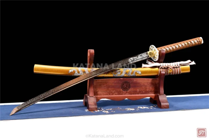 Elegant Golden Dragon Warrior Sword