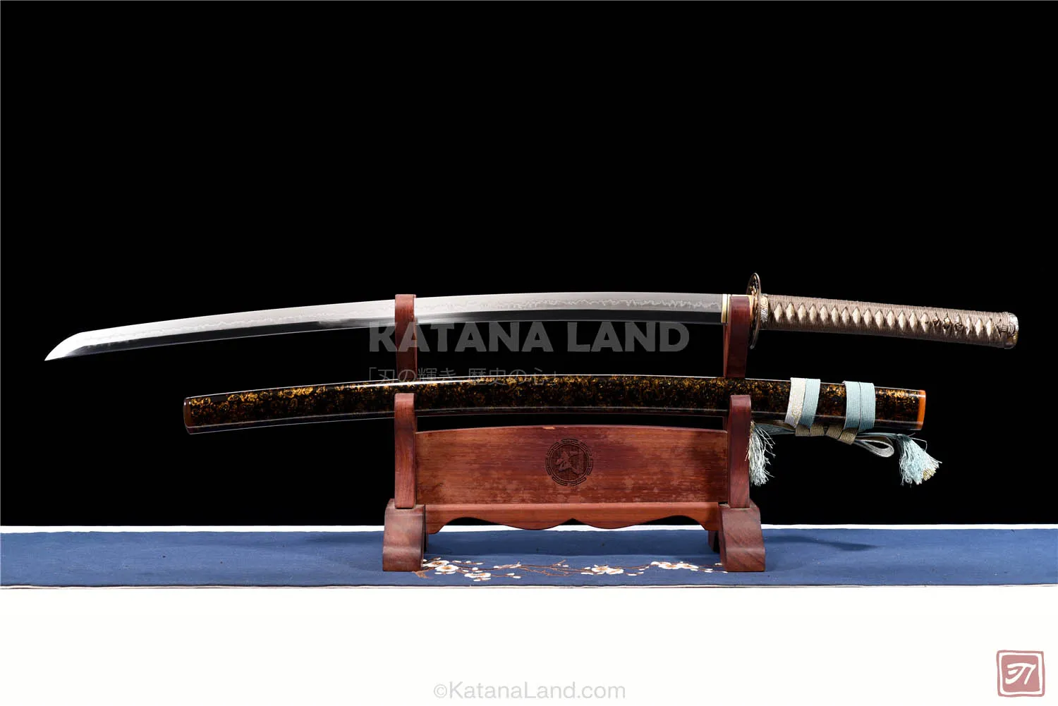 Bronze Samurai Katana featuring Hamon