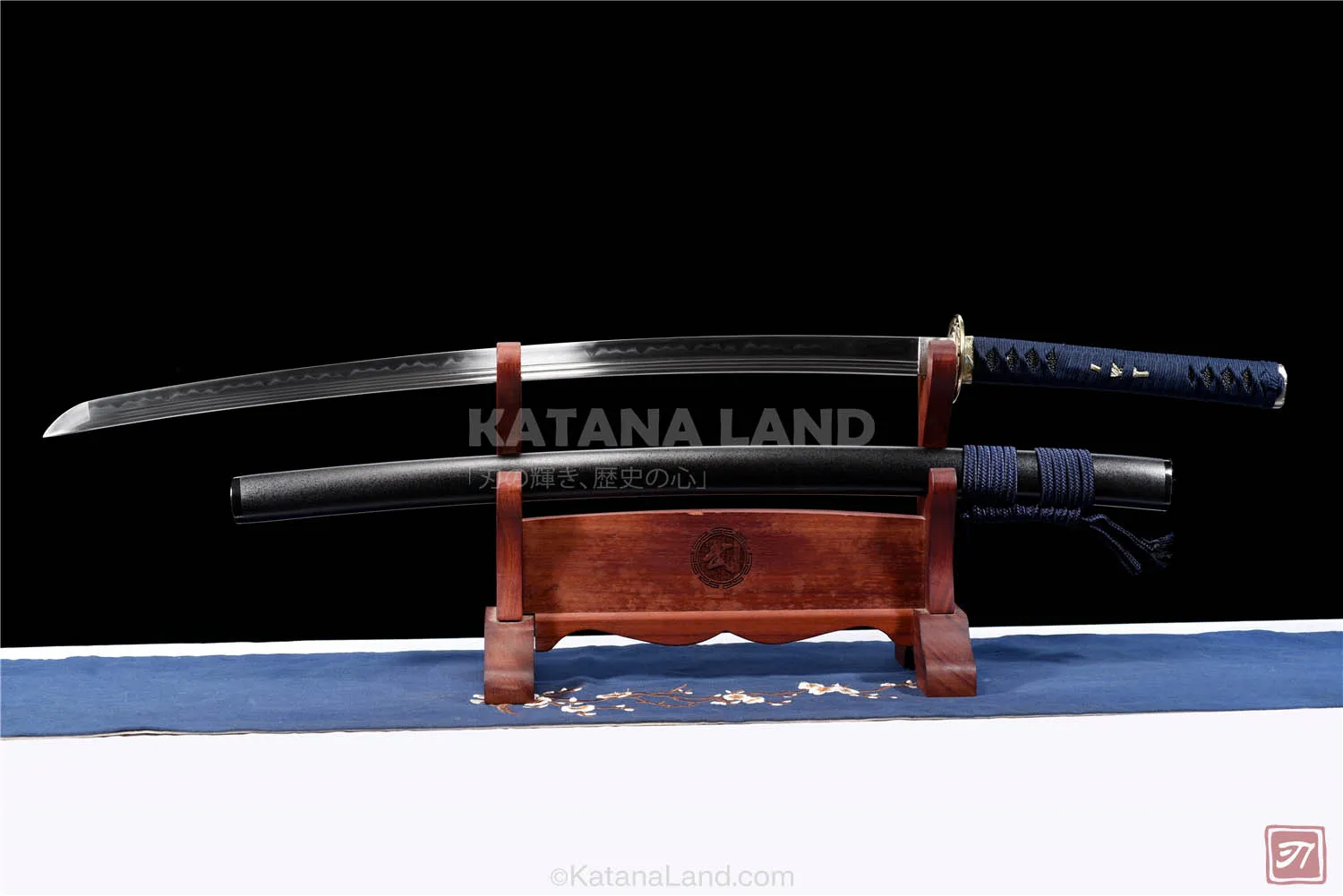 Black Samurai Katana with BO-HI Design