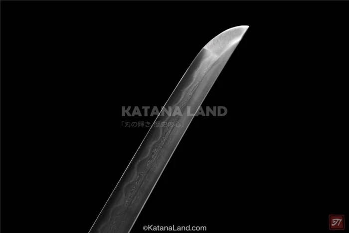 Exquisite Katana Swords with Hamon Finish