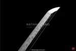 Unique hamon pattern on Kinjou Tachi katana