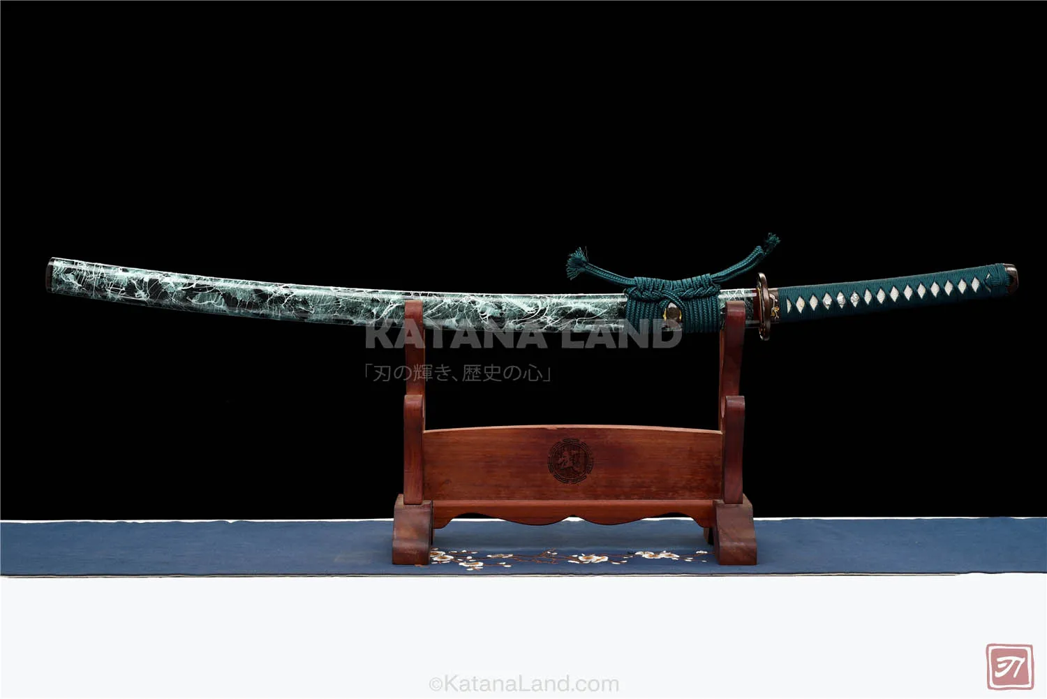 Seiryu no Tachi katana with Wootz Steel blade