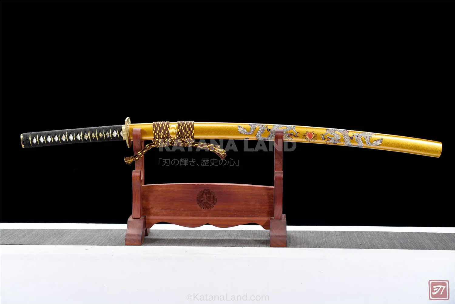 Kinjiryu Tachi samurai katana with Damascus steel blade